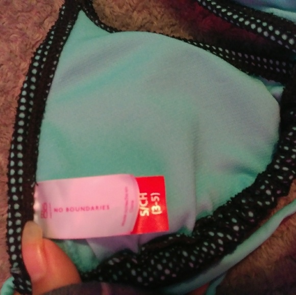 Bikini 👙 - Picture 5 of 5